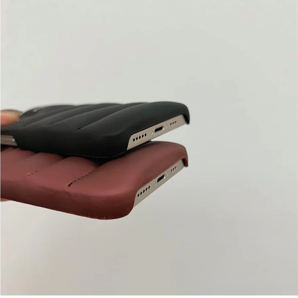 The Puffer case dark pink iPhone 11 Pro Max